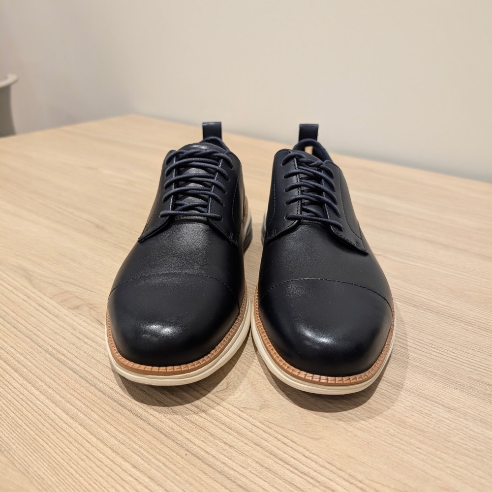 Cole Haan Mens Grand Hurrion Cap Toe Oxfords Midnight Moon/Ivory  Size 8.5 US